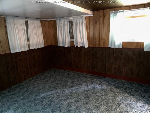 2145 Smith Road, Charleston, WV 25314