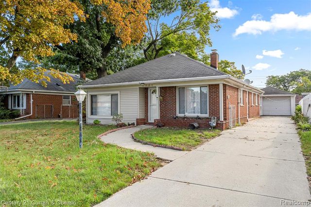 5920 Mcmillan Street, Dearborn Heights, MI 48127