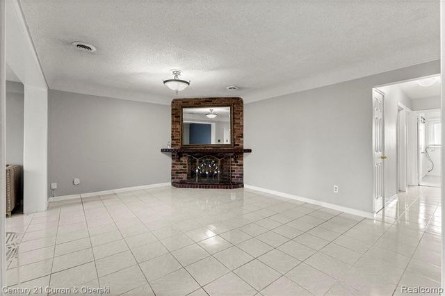 5920 Mcmillan Street, Dearborn Heights, MI 48127