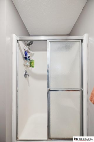 8311 Wendell Way, Lincoln, NE 68516