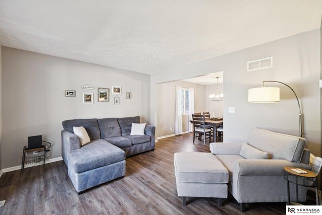 8311 Wendell Way, Lincoln, NE 68516