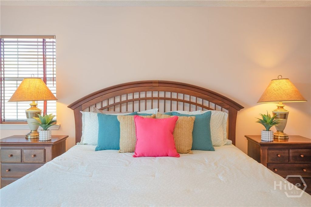 Image 15 of property listing at 5 Shipwatch Circle, Tybee Island, GA 31328