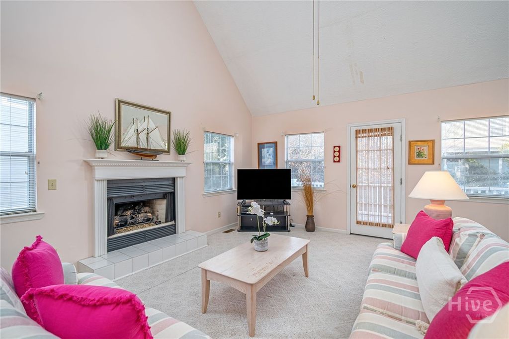 Image 7 of property listing at 5 Shipwatch Circle, Tybee Island, GA 31328