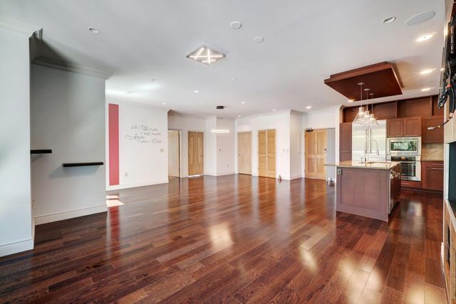 1600 Barton Springs RD 6306, Austin, TX 78704
