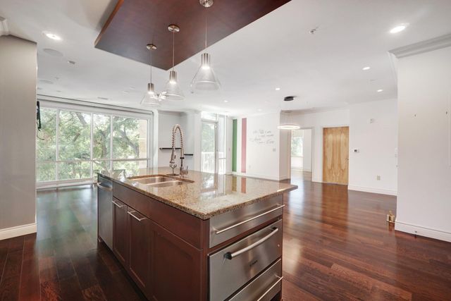 1600 Barton Springs RD 6306, Austin, TX 78704