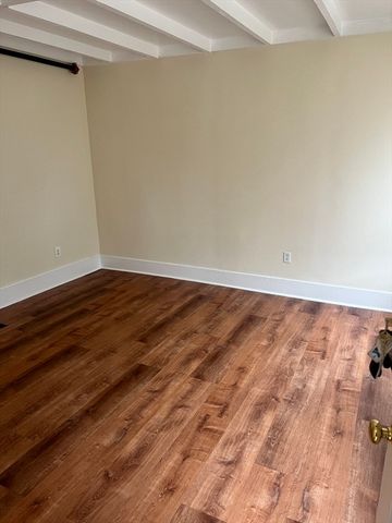 22 Centennial Pl 1, Framingham, MA 01701