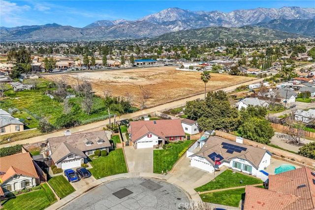 370 Rogers Court, Calimesa, CA 92320