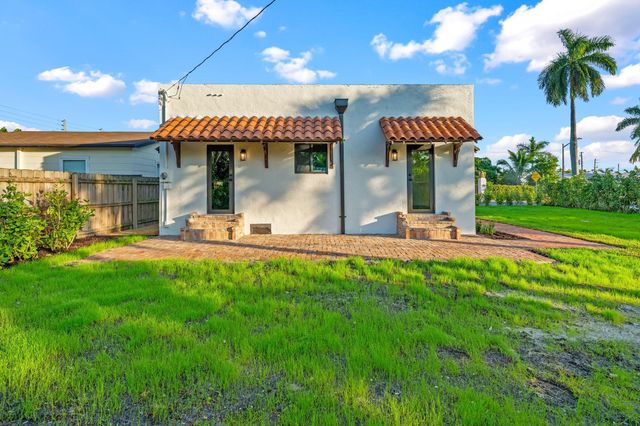 342 Malverne Road, West Palm Beach, FL 33405