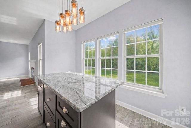 122 Easy Street, Mooresville, NC 28117