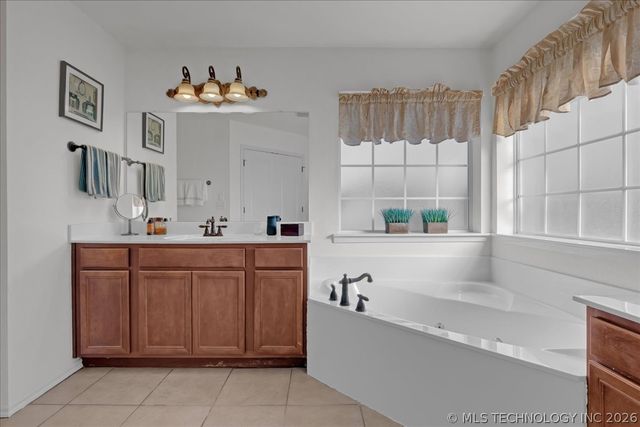 4917 S 190th East Avenue, Tulsa, OK 74134