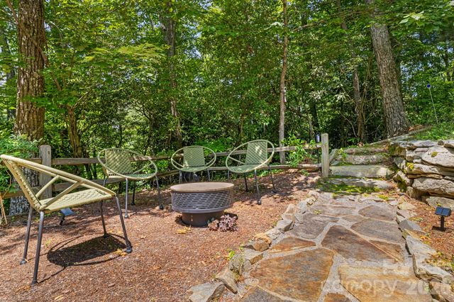 5 Saddle Ridge, Fletcher, NC 28732