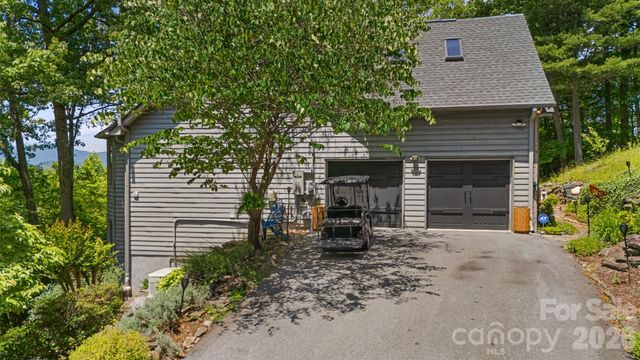 5 Saddle Ridge, Fletcher, NC 28732