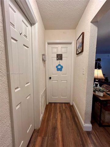 6605 NW 76th St, Tamarac, FL 33321