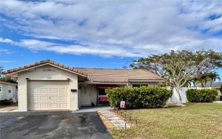 6605 NW 76th St, Tamarac, FL 33321