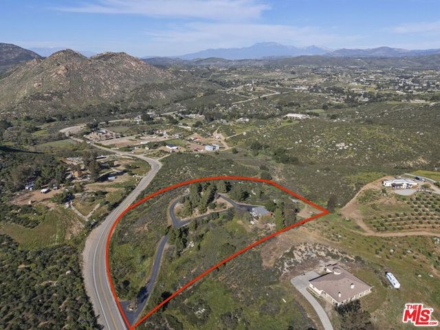 36880 E Benton Road, Temecula, CA 92592