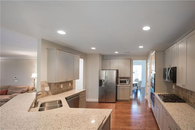 126 Oakleigh Pointe Drive, Dallas, GA 30157