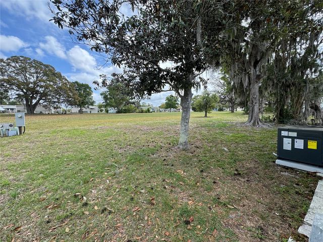 8066 HIGHPOINT BOULEVARD, Brooksville, FL 34613