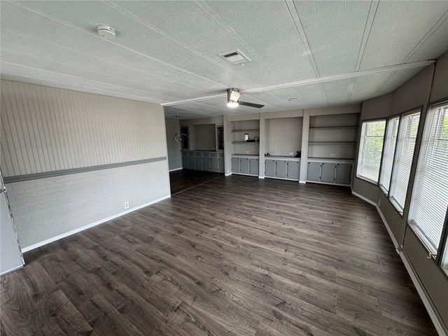 8066 HIGHPOINT BOULEVARD, Brooksville, FL 34613