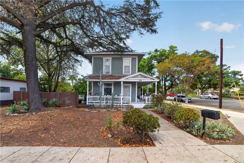 1195 N Park, Pomona, CA 91768 — photo 2