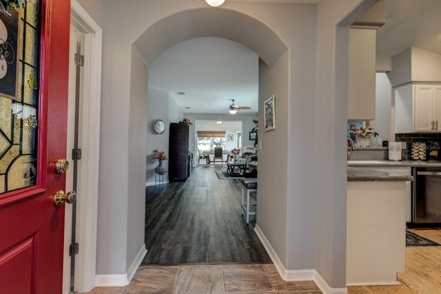 27336 PINE STRAW ROAD, Leesburg, FL 34748