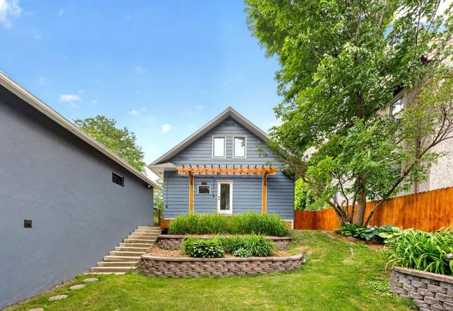837 1st Street NW, Rochester, MN 55901