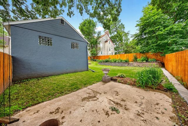 837 1st Street NW, Rochester, MN 55901