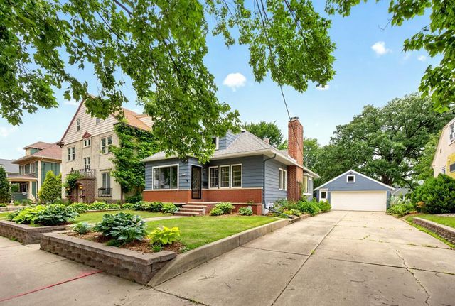 837 1st Street NW, Rochester, MN 55901