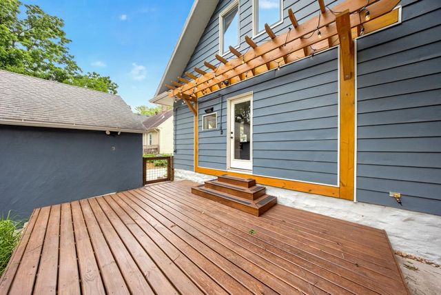 837 1st Street NW, Rochester, MN 55901