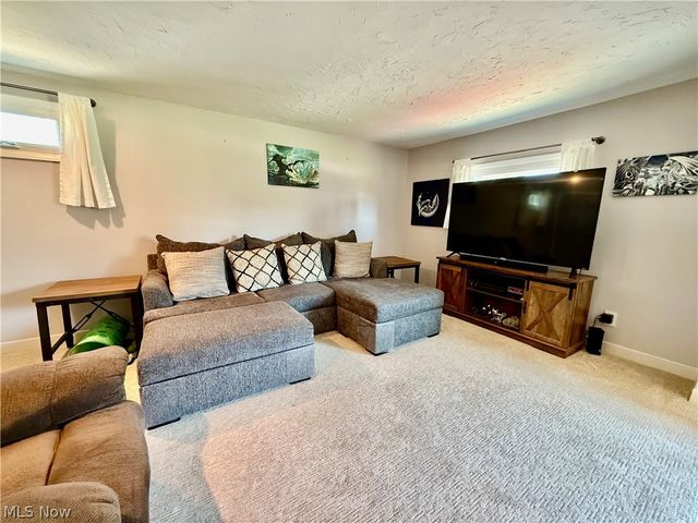 3762 Laurel Road, Brunswick, OH 44212