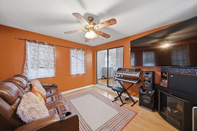 24 Juniper Dr, Saugus, MA 01906