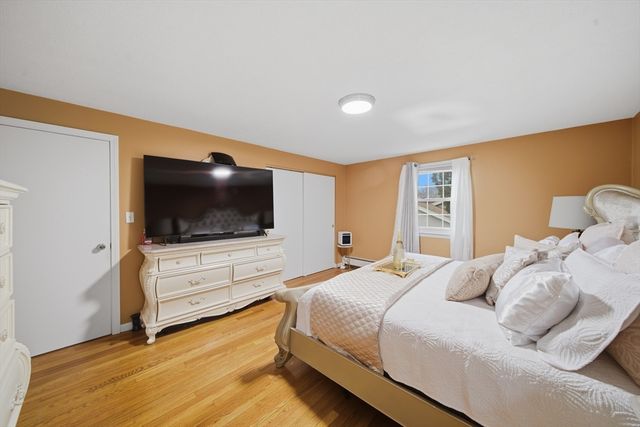 24 Juniper Dr, Saugus, MA 01906