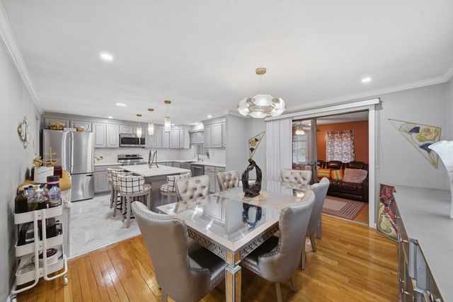 24 Juniper Dr, Saugus, MA 01906