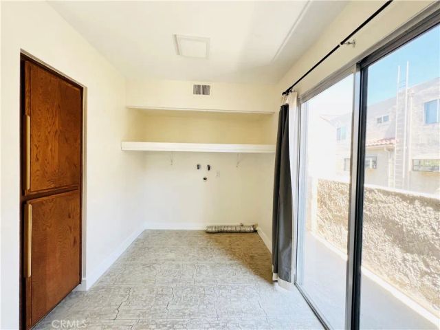 2022 S Bon View Avenue D, Ontario, CA 91761