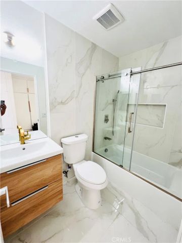 2022 S Bon View Avenue D, Ontario, CA 91761