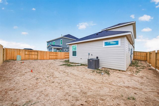 437 San Sebastian Place, Brookshire, TX 77423