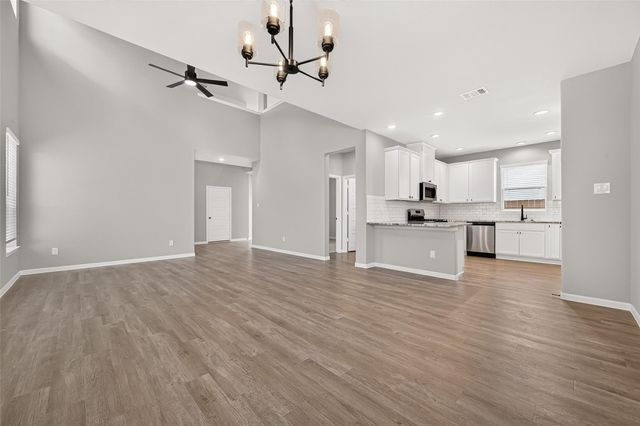 437 San Sebastian Place, Brookshire, TX 77423