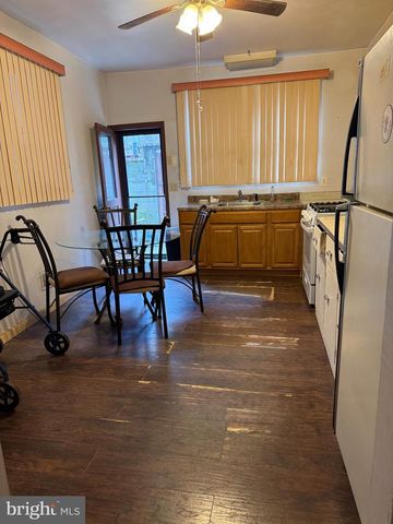 2221 S CARLISLE ST, Philadelphia, PA 19145