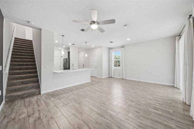 9806 RED EAGLE DRIVE, Orlando, FL 32825
