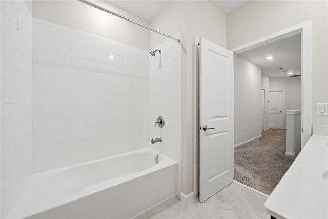 9806 RED EAGLE DRIVE, Orlando, FL 32825