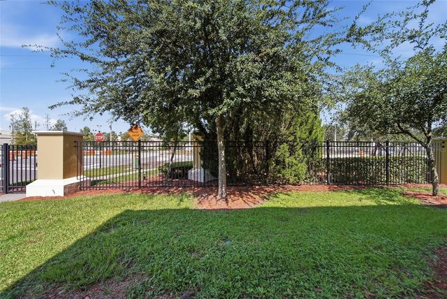 9806 RED EAGLE DRIVE, Orlando, FL 32825
