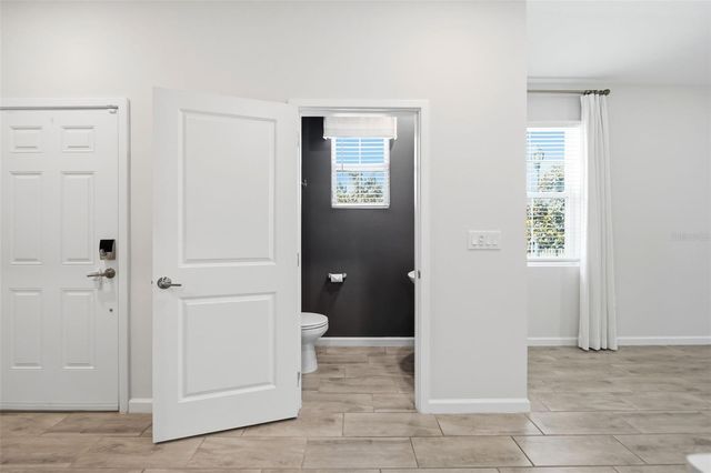 9806 RED EAGLE DRIVE, Orlando, FL 32825