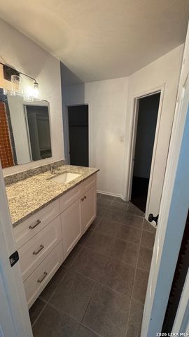 2839 Redland, San Antonio, TX 78259