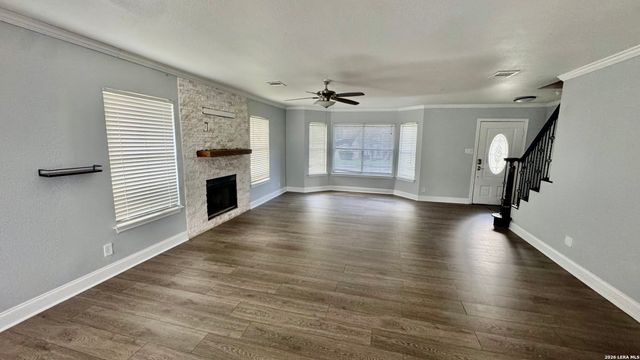 2839 Redland, San Antonio, TX 78259