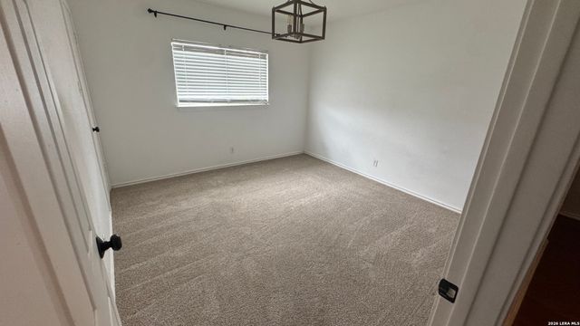 2839 Redland, San Antonio, TX 78259