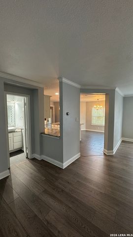 2839 Redland, San Antonio, TX 78259
