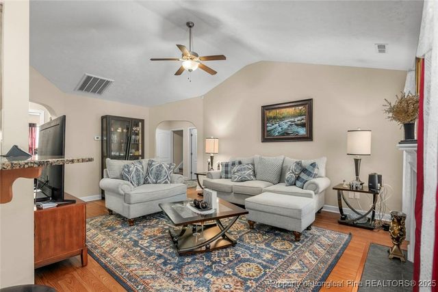 1114 Legend Creek Drive, Hope Mills, NC 28348