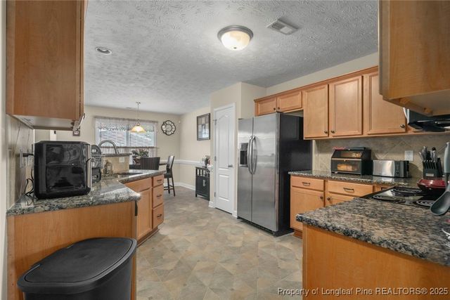 1114 Legend Creek Drive, Hope Mills, NC 28348