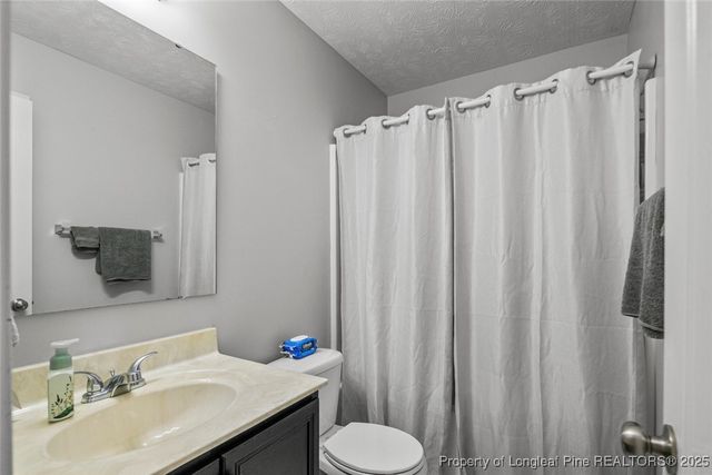 1114 Legend Creek Drive, Hope Mills, NC 28348