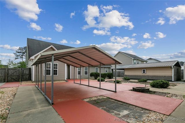 1114 Legend Creek Drive, Hope Mills, NC 28348