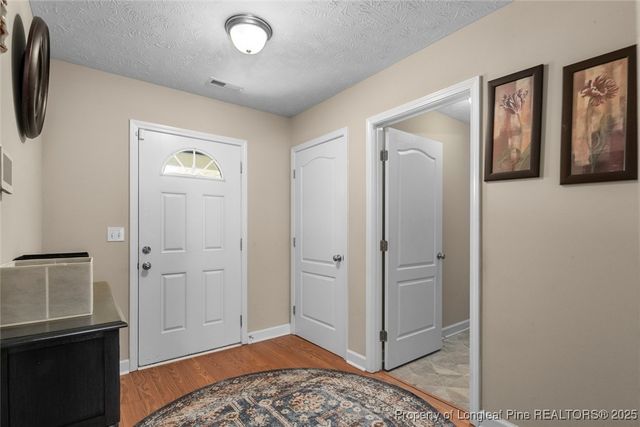 1114 Legend Creek Drive, Hope Mills, NC 28348